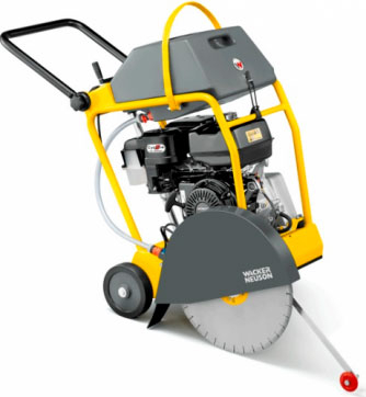 Резчик швов Wacker Neuson MFS-1350CE в прокат в Севастополе. У нас лучшая цена за сутки! Возможность взять в аренду с выгодной скидкой до 40% при экспресс доставке 24/7. И помните, ночью стоимость еще дешевле на 30%! #арендапрокат #виброплита #выгодно