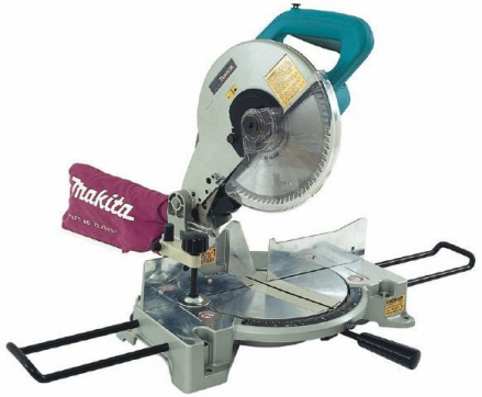 Торцовочная пила Makita LS1040 в прокат в Севастополе. У нас лучшая цена за сутки! Возможность взять в аренду с выгодной скидкой до 40% при экспресс доставке 24/7. И помните, ночью стоимость еще дешевле на 30%! #арендапрокат #виброплита #выгодно
